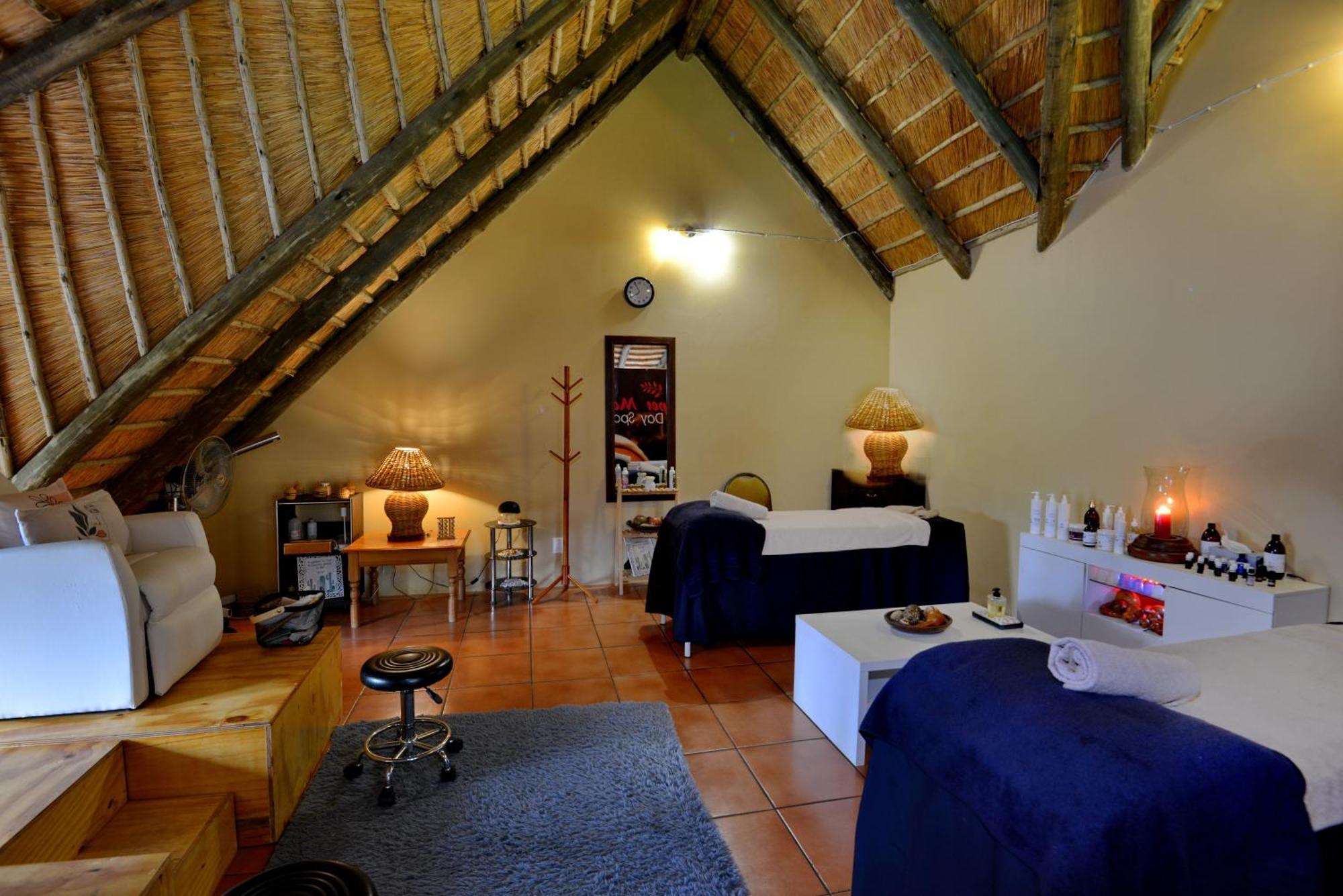 Montusi Mountain Lodge Bonjaneni Exterior photo