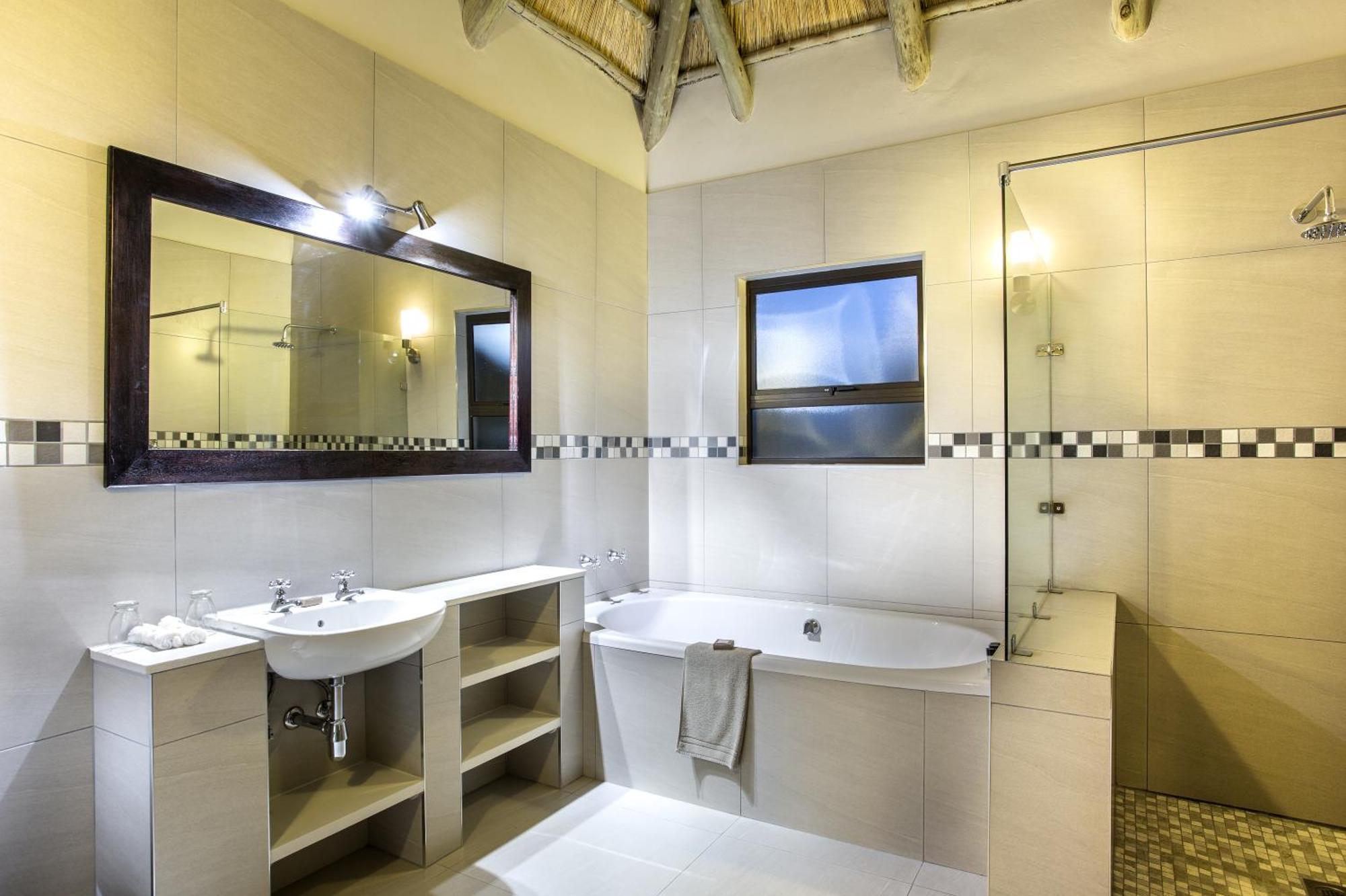 Montusi Mountain Lodge Bonjaneni Room photo